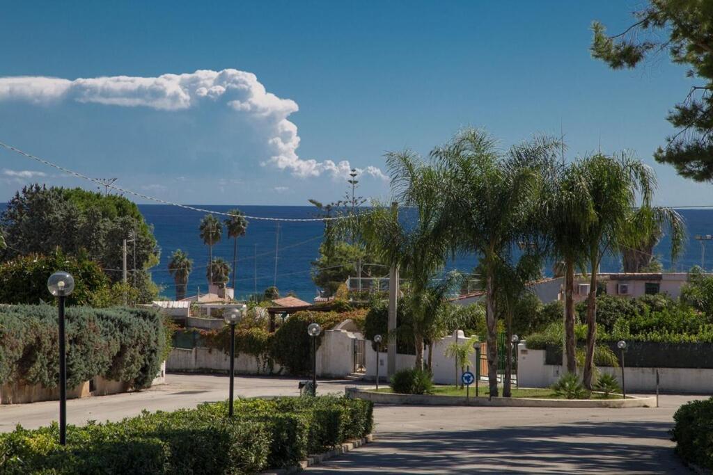 Villa Iaia Fontane Bianche Exterior foto